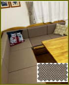 色調が雰囲気に合う5連クッション